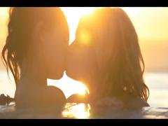 Lesbians Eating Snatches By The Ocean