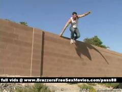 A Guy Escape From Jail Goes Home