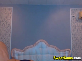Hot Russian GF Sucks her Boyfriend Big Cock Perfectly