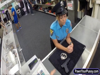 Latin security officer pawns her pussy