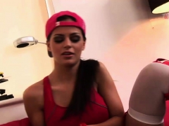 Sexy Babe Wants To Fuck Or Fight