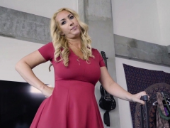 Janna Hicks Sucking Her Stepsons Cock
