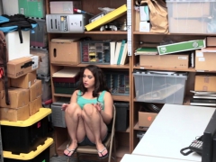 Amateur Thief Gets Banged
