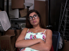 Voracious Brunette Ava Taylor Gets Squeezed And Teased