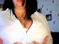 Huge Knockers On Webcam
