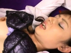 Perverted Babe's Ribald Cleft Stretched