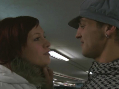 Hot Gal Gives A Throat Job And Exposes Cunt For Pounding