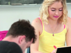 Chloe Cherry Gets Oral And Rides