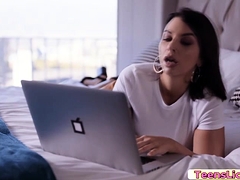Hot Babe Evelyn Claire Let Ivy Lebelle To Use Strap On