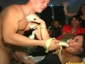 Amateur Fuck Orgy With Strippers